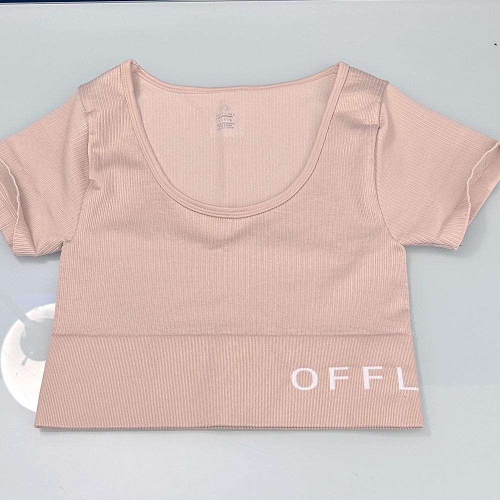 NWOT Offline Cropped Workout Top